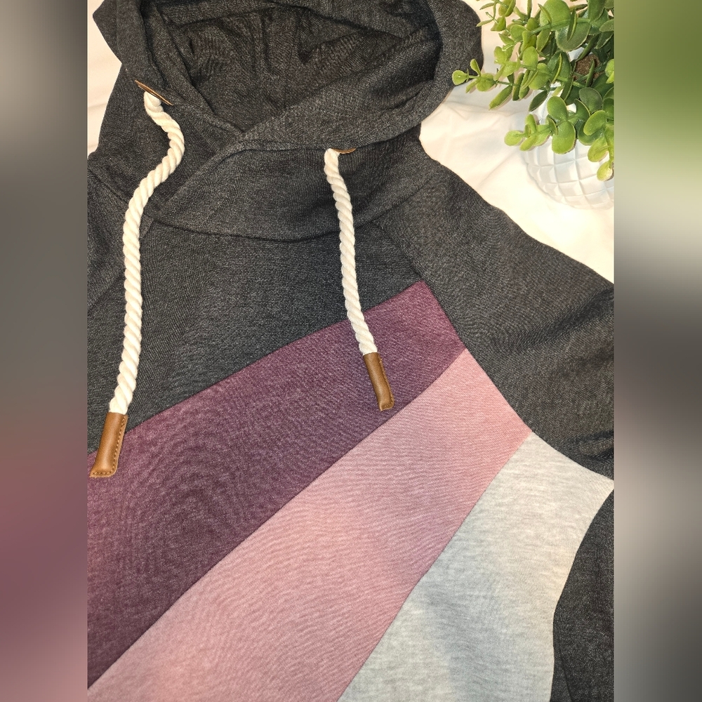 BNWT Large Chunky Hoodie Sweater